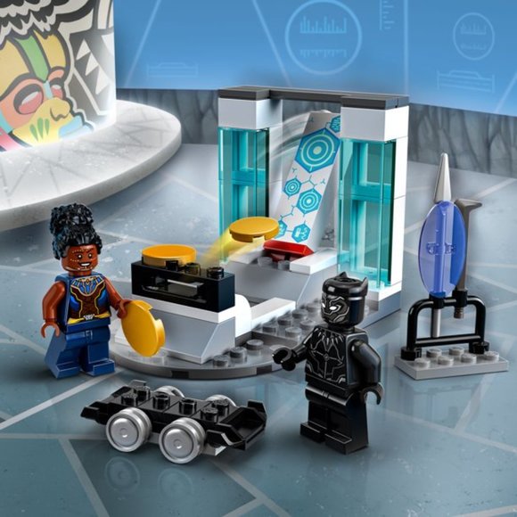 LEGO Marvel Black Panther Shuri's Lab 76212 Building Toy Set (58 Pieces) - Picture 2 of 4